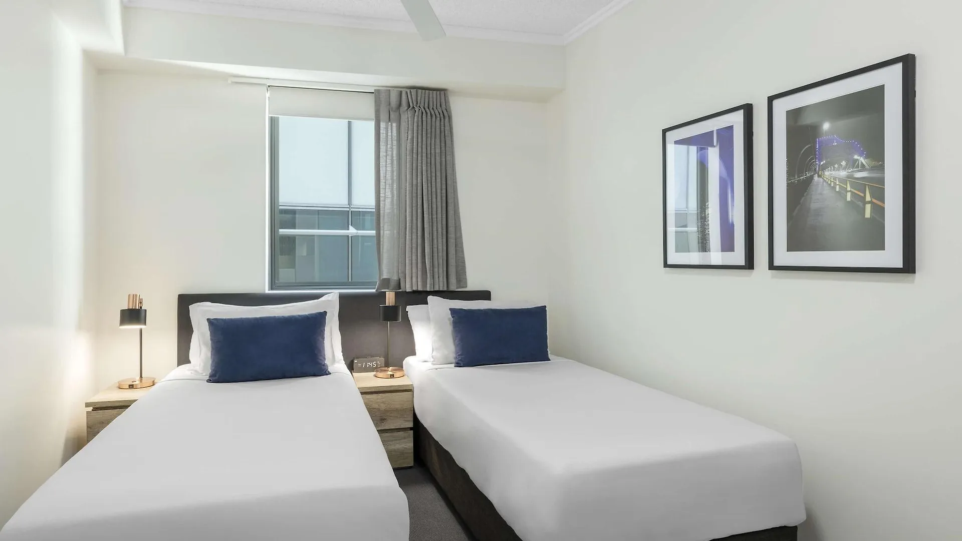 **** Aparthotel Oaks Brisbane On Margaret Suites Australia