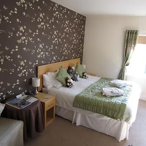 Barnfield House 4* Sheffield