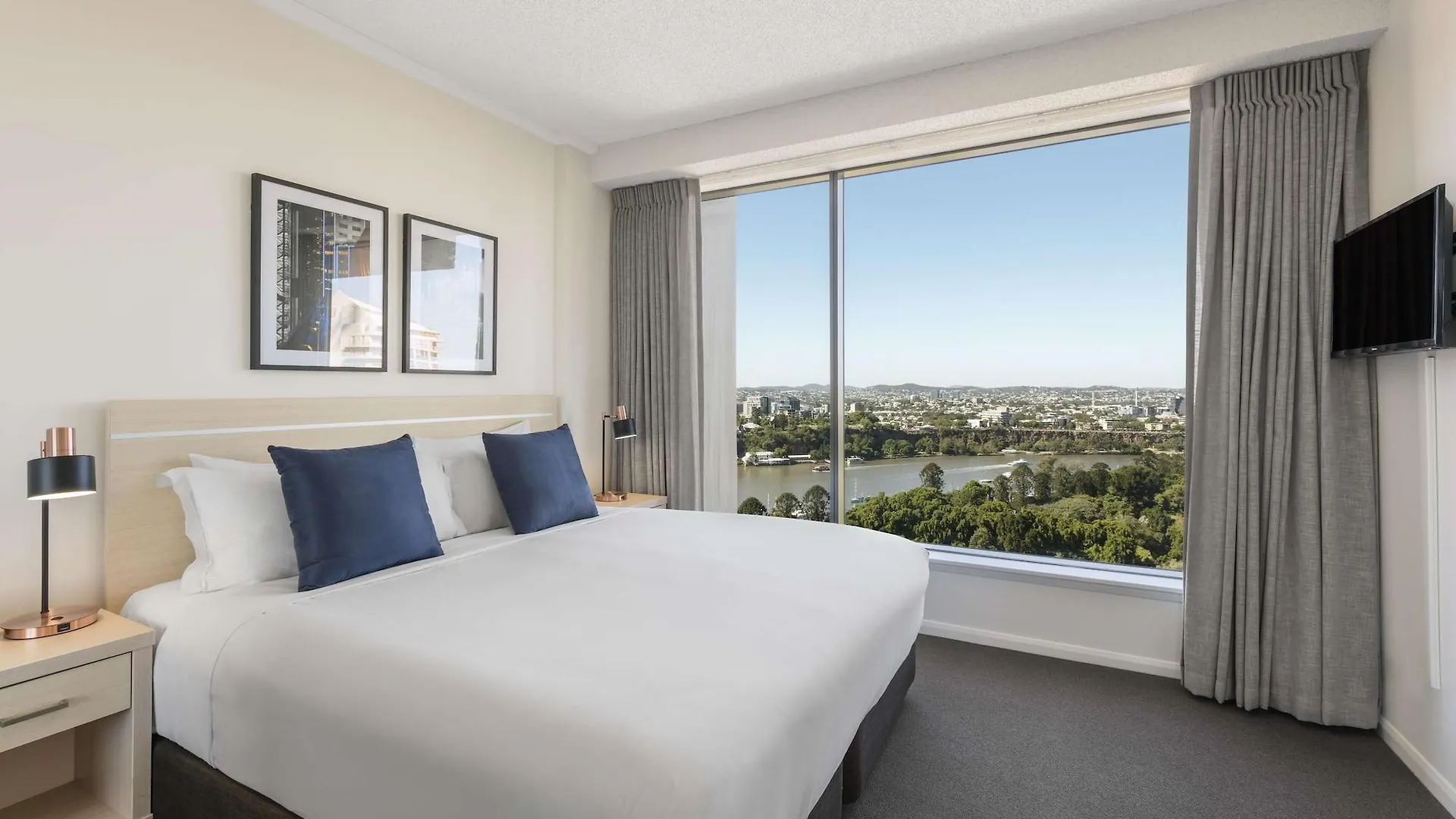Oaks Brisbane On Margaret Suites 4*,  Australia