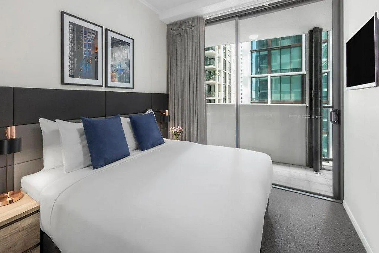 **** Aparthotel Oaks Brisbane On Margaret Suites Australia