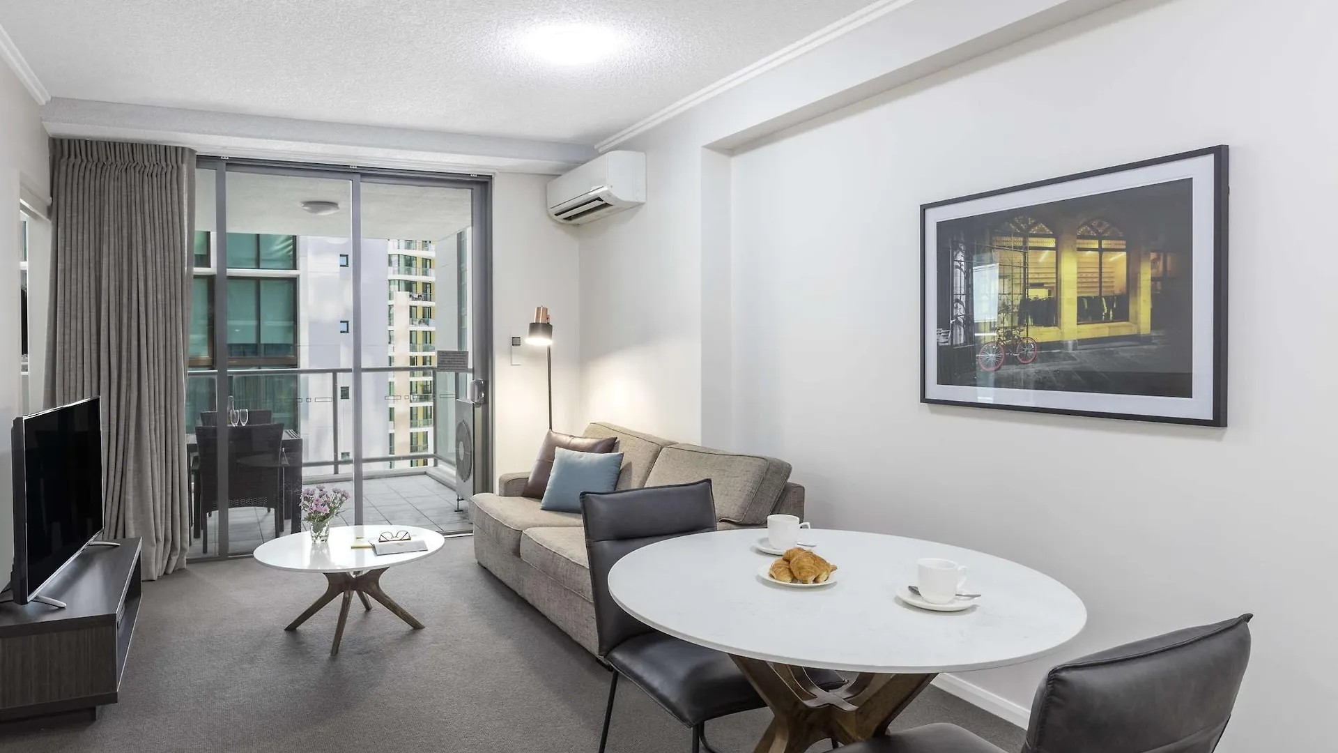 Aparthotel Oaks Brisbane On Margaret Suites