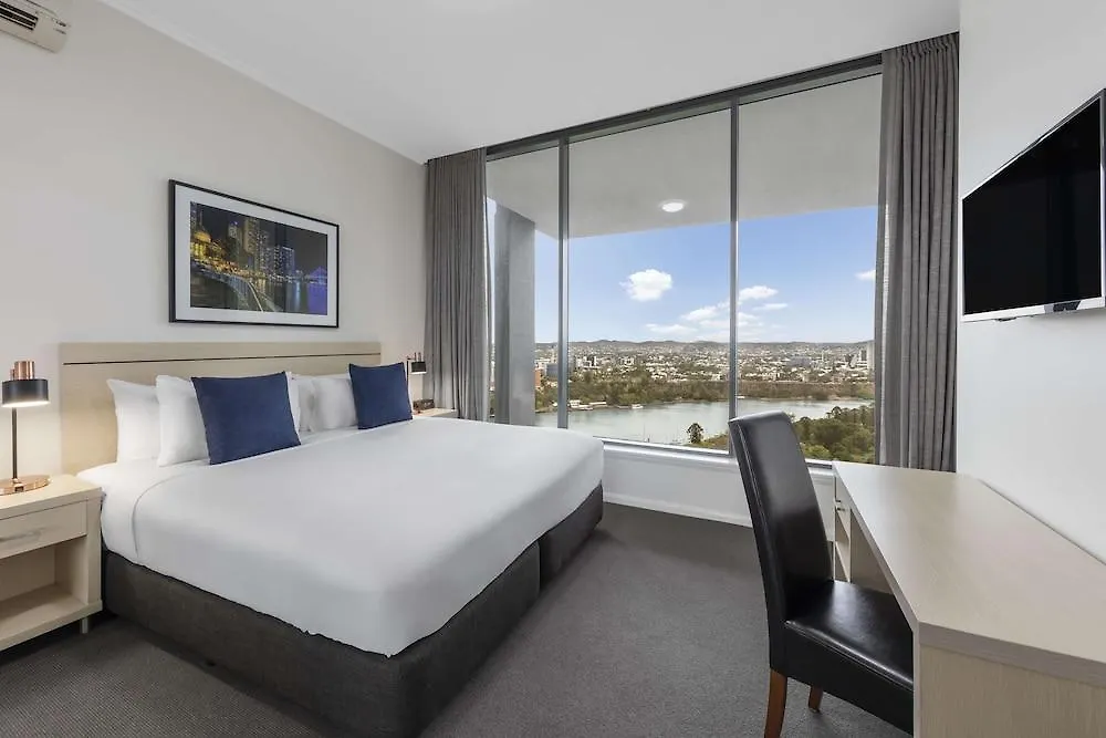 Oaks Brisbane On Margaret Suites 4*,