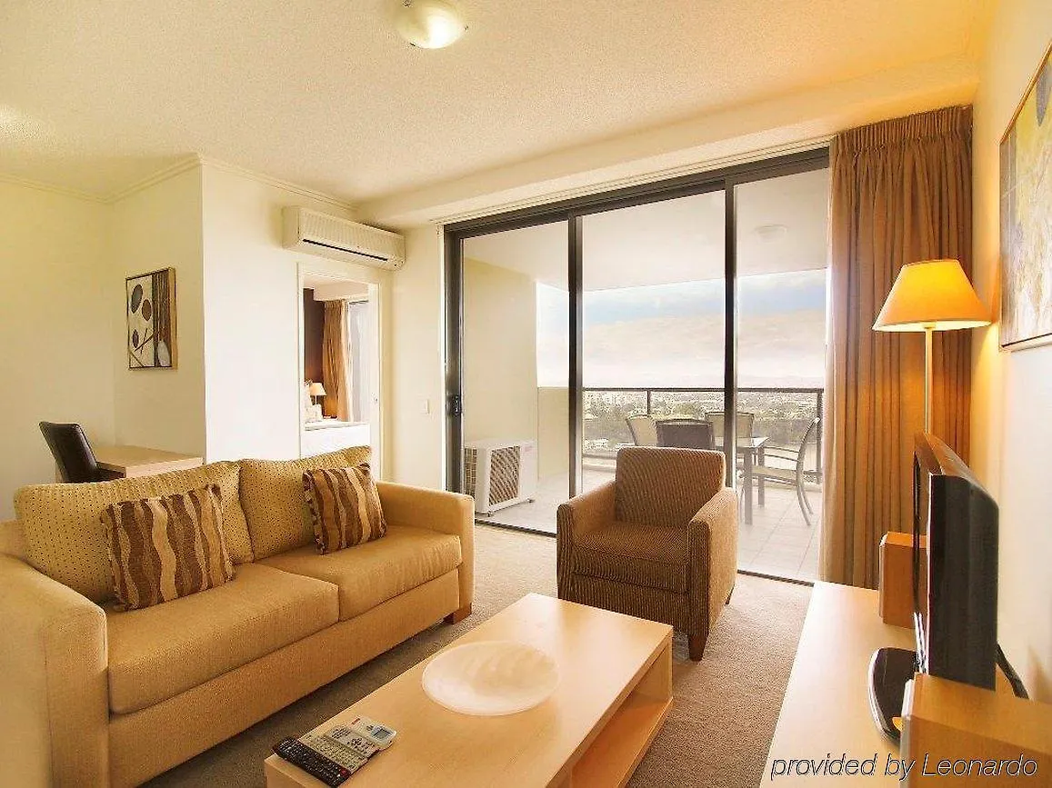 Oaks Brisbane On Margaret Suites