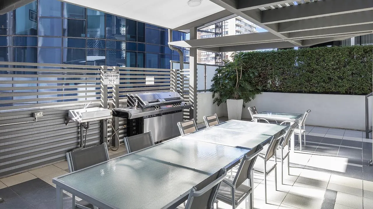 Oaks Brisbane On Margaret Suites