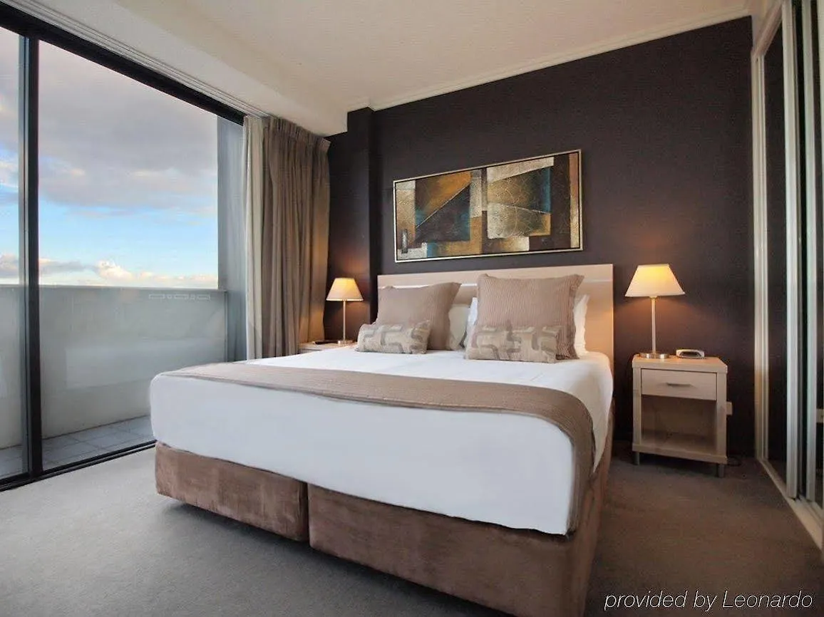 Oaks Brisbane On Margaret Suites 4*,